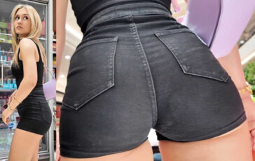 Tight denim gap blonde